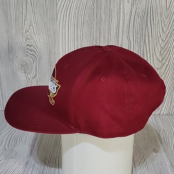 Fan Favorite Cleveland Cavaliers Snapback Hat - Picture 3 of 8